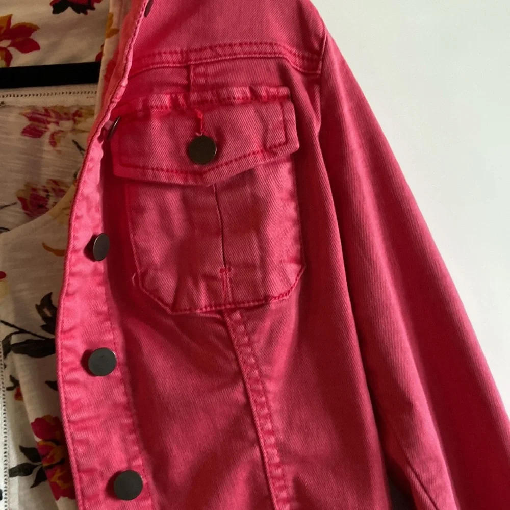 Kut from the Kloth Pink Jacket with Floral Lining - Picture 3 of 12